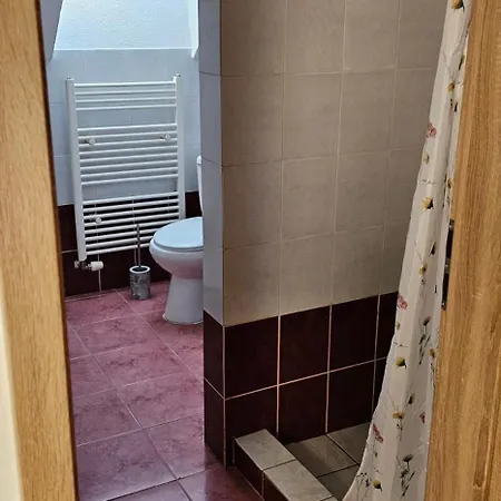 בית הארחה 183 3*