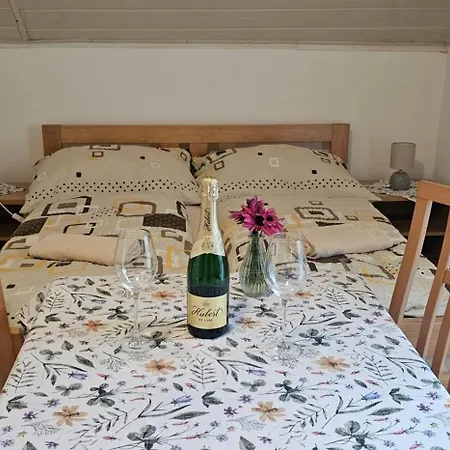 183 Vendégház *