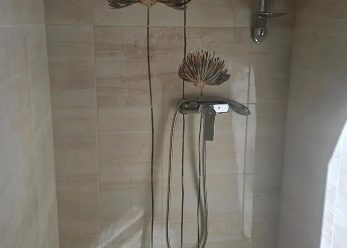 183